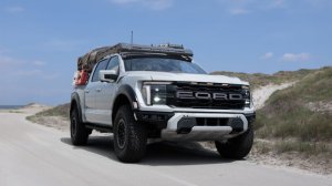 Ford F-150 Raptor Suspension Leveling Kit - Air Lift - LoadLifter 5000 Ultimate + Air Spring Cradle - `21-`24